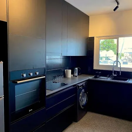 Cozy 1 Bdr In Nicosia Center - Aiantos By Platform 357 Strovolos