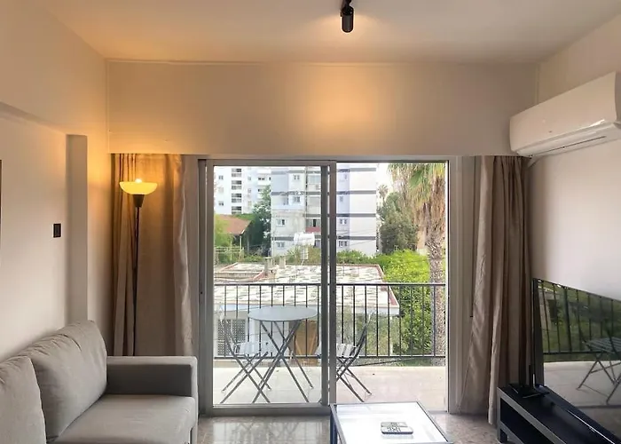 Cozy 1 Bdr In Nicosia Center - Aiantos By Platform 357 Strovolos